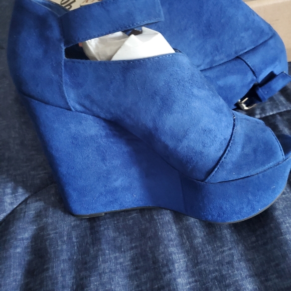 Preloved worn twice - Picture 6 of 10